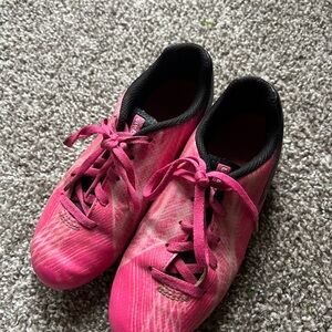Umbro Kids Cleats - Pink and White